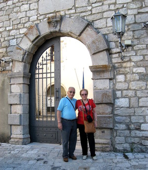 Donato e Maria in visita all'Episcopio