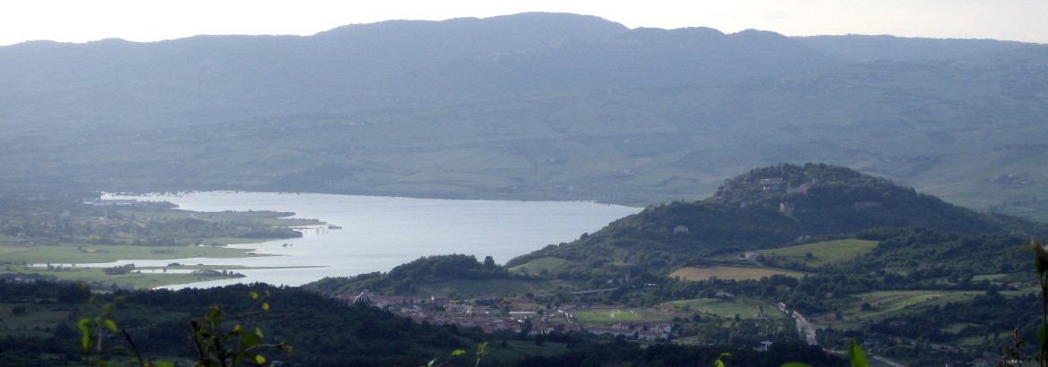 Il lago di Conza visto da Sant'Andrea