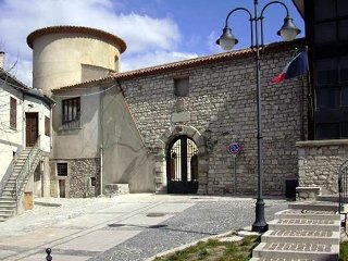 L'Episcopio (sede comunale)