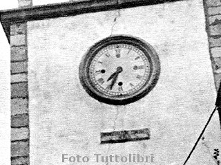 L'ora del terremoto del 23 novembre 1980 sul campanile della Chiesa Madre di Sant'Andrea di Conza