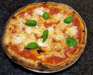 La classica Pizza Margherita