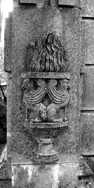 Tomba Del Guercio - Teora (Elemento di base dei pilastri d'angolo)