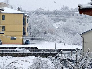 Ancora neve a Sant'Andrea di Conza, verso sud