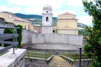 La Chiesa di San Michele a Sant'Andrea di Conza vista dal giardino deel'Episcopio